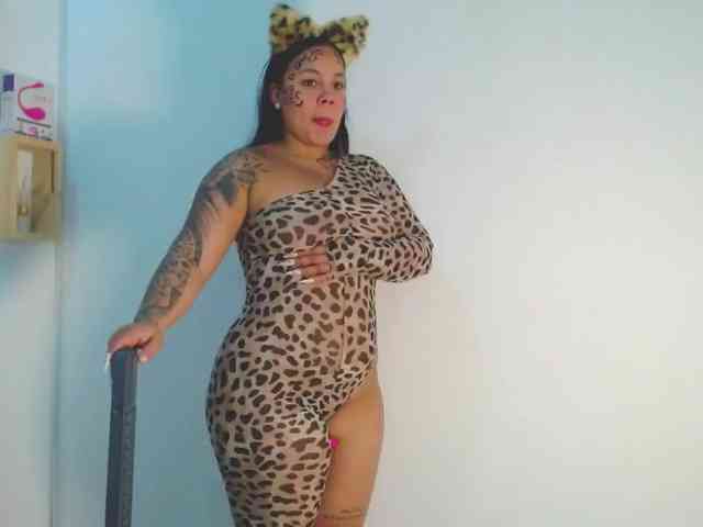 EmilyQueen3xx webcam