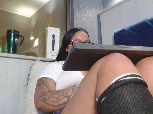 emilyqueen3xx emilyqueen3xx