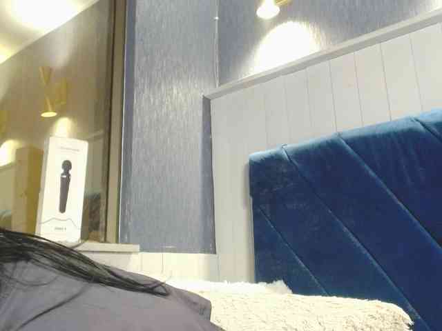 EmilyQueen3xx webcam