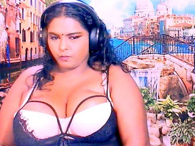indianfairy's BongaCams show and profile