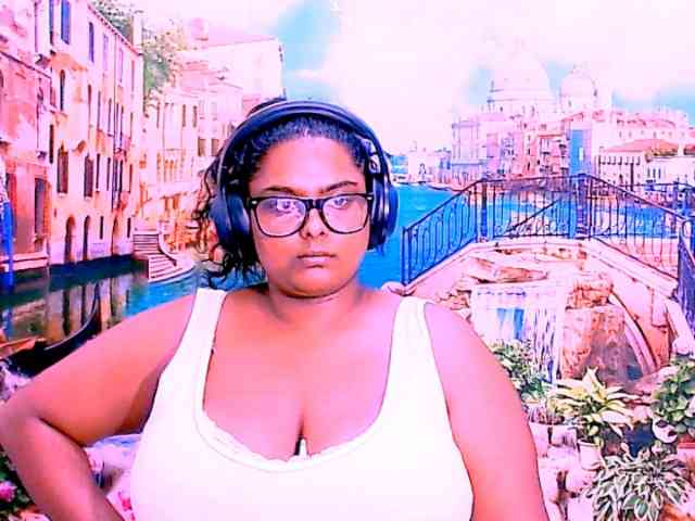 indianfairy Live Webcam on BongaCams