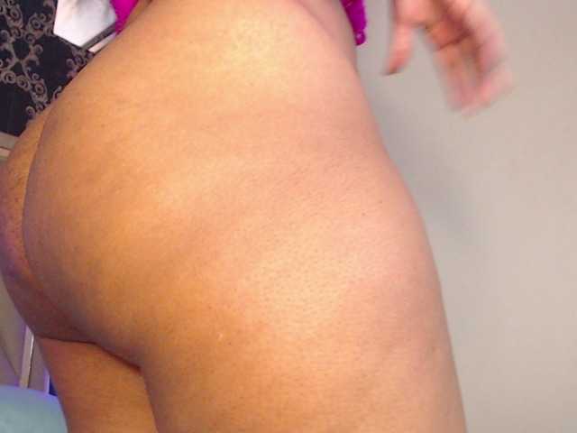 denisemoca's BongaCams show and profile