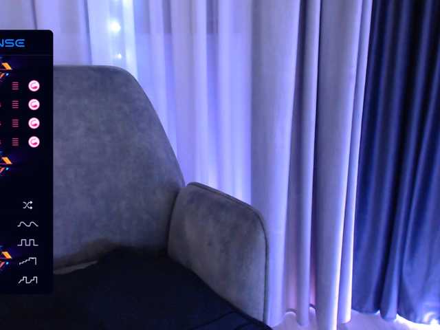 Hot-Voyage's BongaCams show and profile