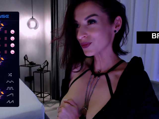 Hot-Voyage from BongaCams is Freechat
