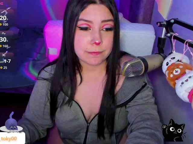 Raven-toky0 Live Webcam on BongaCams