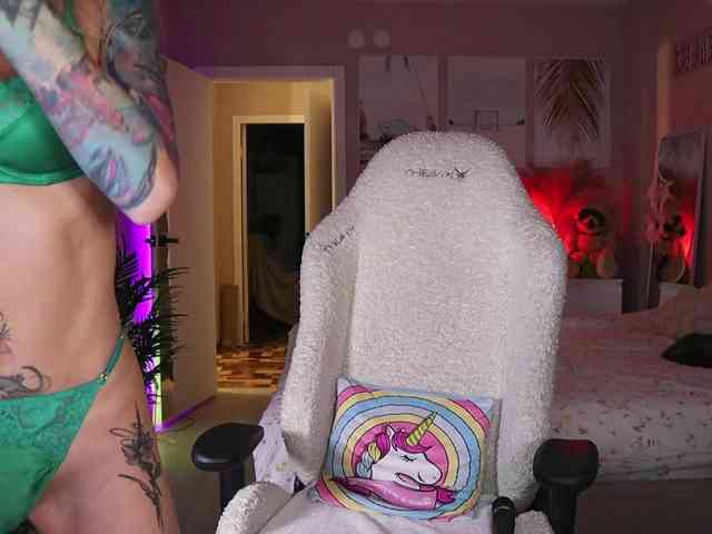 Be-my-baby webcam