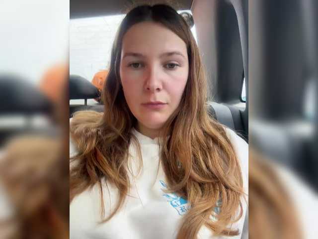 KaraMeld's BongaCams show and profile