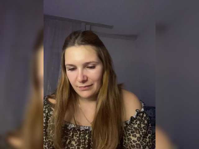 KaraMeld's BongaCams show and profile