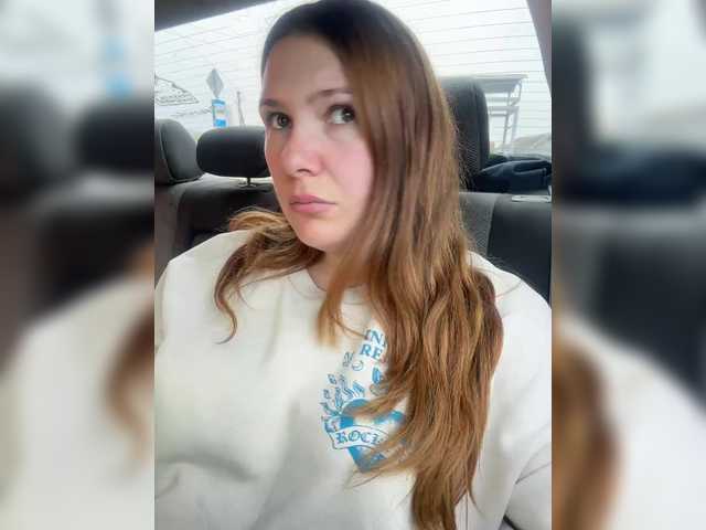 KaraMeld's BongaCams show and profile