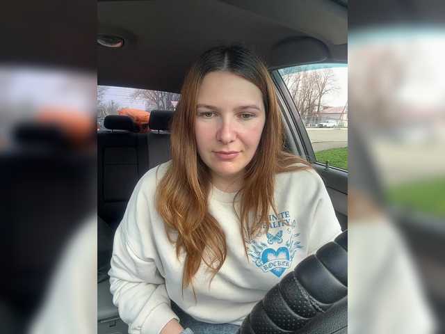 KaraMeld's BongaCams show and profile