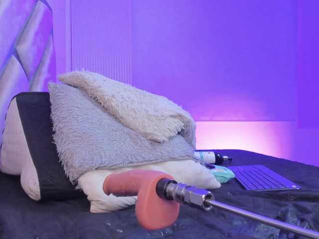 Gisell-Montoy's BongaCams show and profile