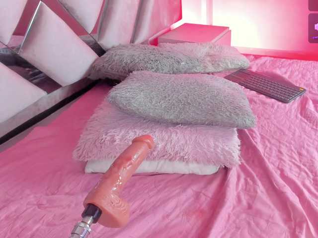 Gisell-Montoy's BongaCams show and profile