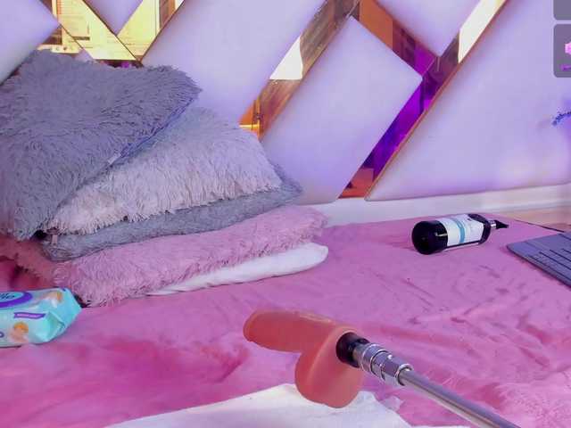 Gisell-Montoy's BongaCams show and profile