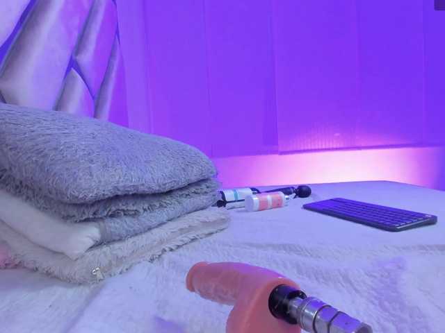 Gisell-Montoy's BongaCams show and profile