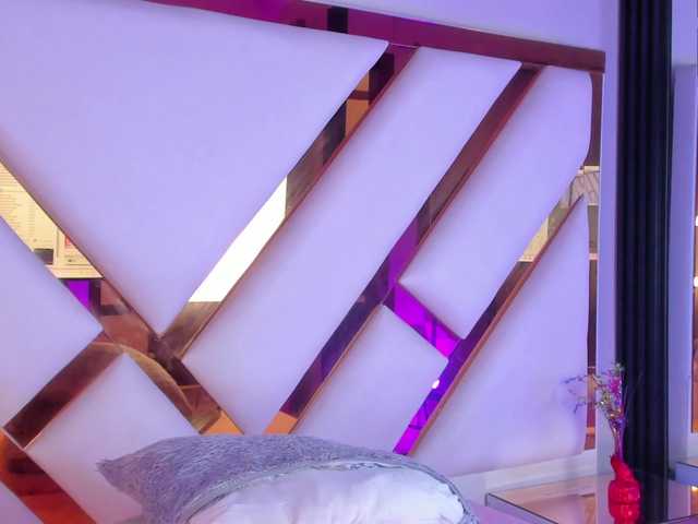 Gisell-Montoy's BongaCams show and profile