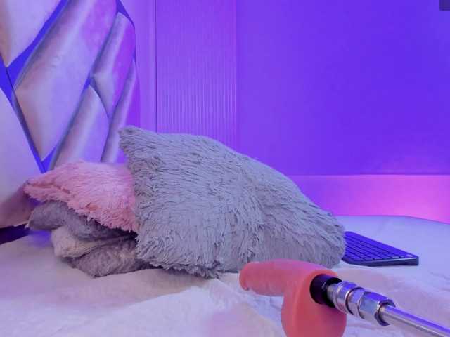 Gisell-Montoy's BongaCams show and profile