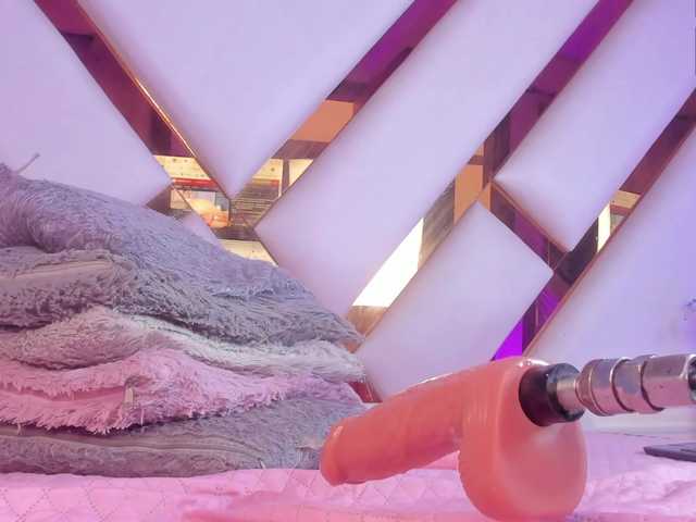 Gisell-Montoy's BongaCams show and profile