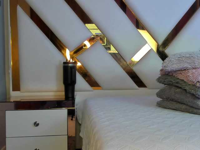 Gisell-Montoy's BongaCams show and profile