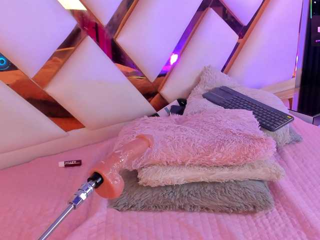 Gisell-Montoy's BongaCams show and profile