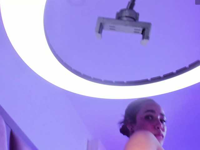 Gisell-Montoy's BongaCams show and profile