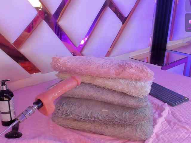 Gisell-Montoy webcam