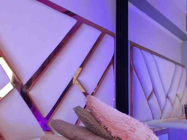 Gisell-Montoy webcam