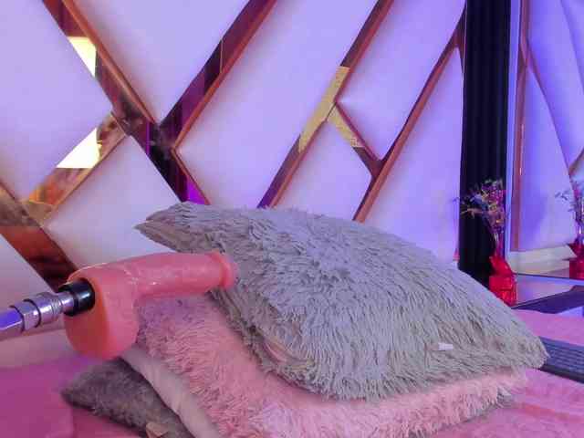 Gisell-Montoy webcam