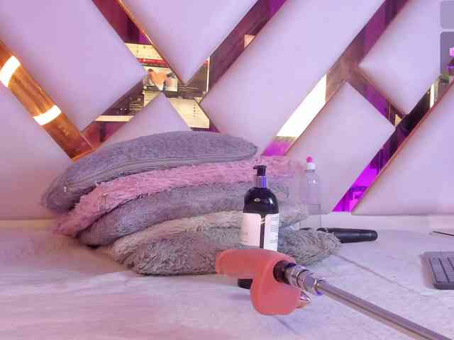 Gisell-Montoy webcam