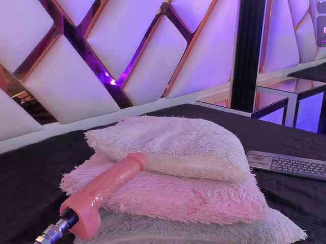 Gisell-Montoy webcam