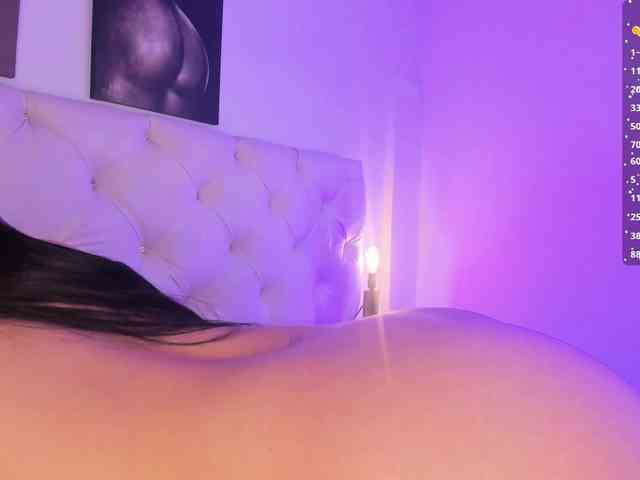 Gisell-Montoy webcam