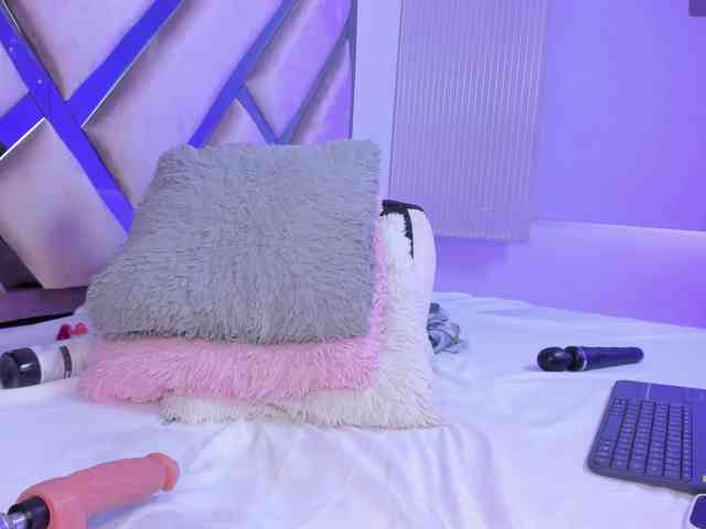 Gisell-Montoy webcam