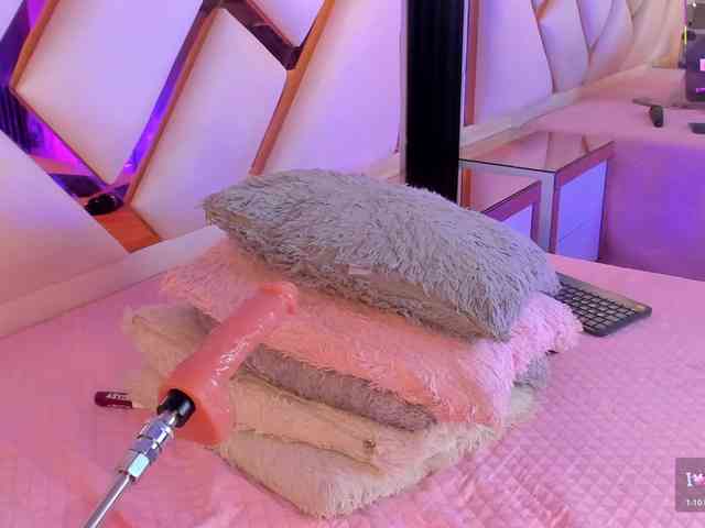 Gisell-Montoy webcam