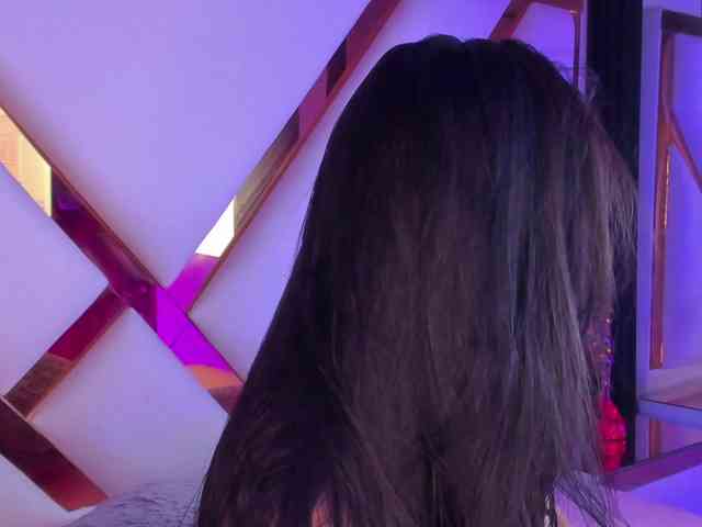 Gisell-Montoy webcam