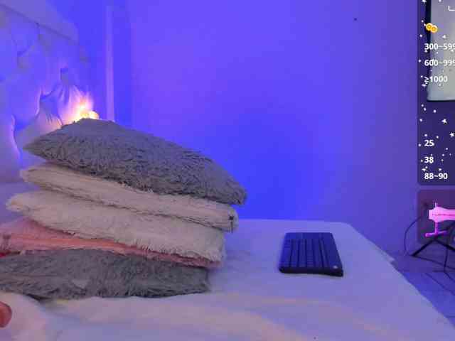 Gisell-Montoy webcam