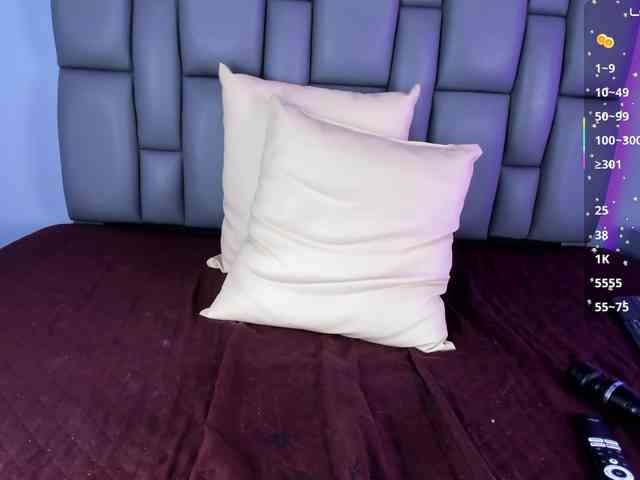 Gisell-Montoy webcam