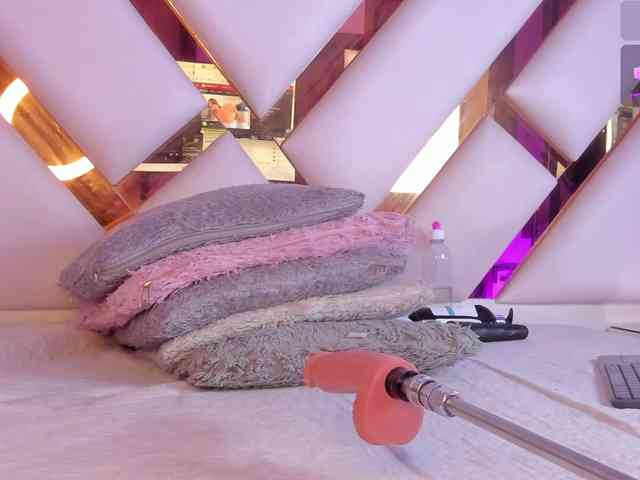 Gisell-Montoy webcam