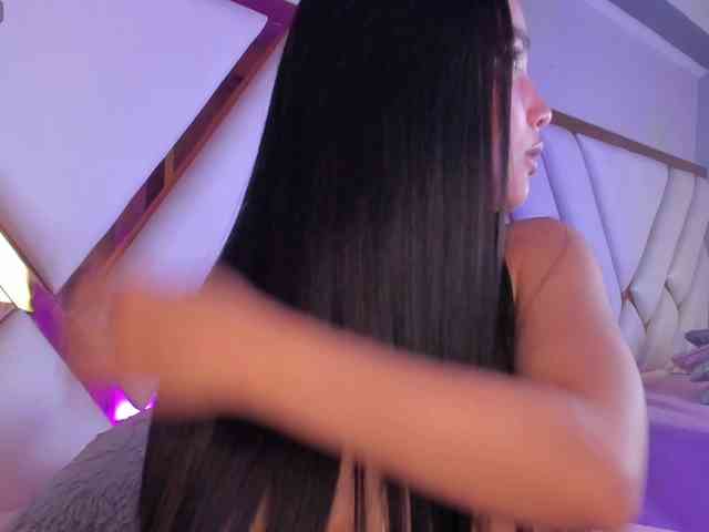 Gisell-Montoy webcam