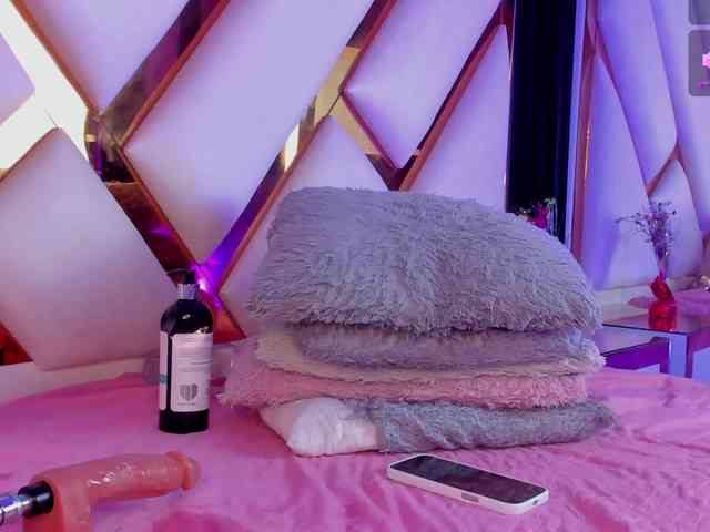 Gisell-Montoy webcam