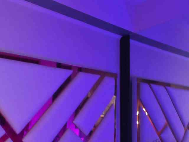 Gisell-Montoy webcam