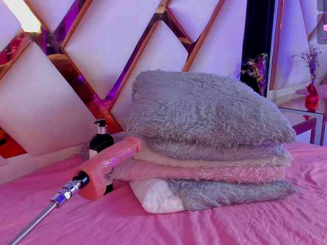 Gisell-Montoy webcam