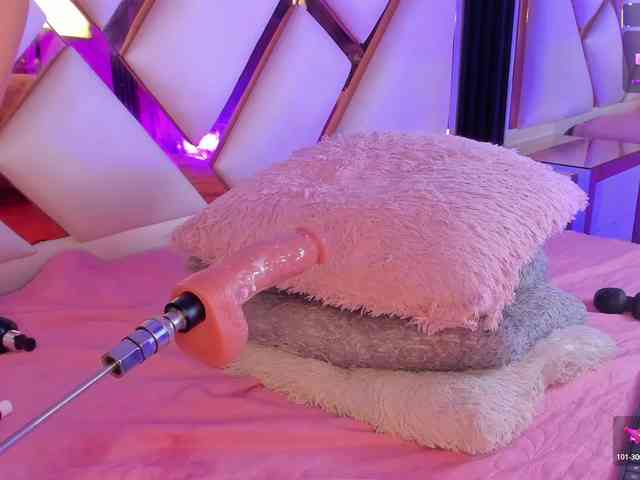 Gisell-Montoy webcam