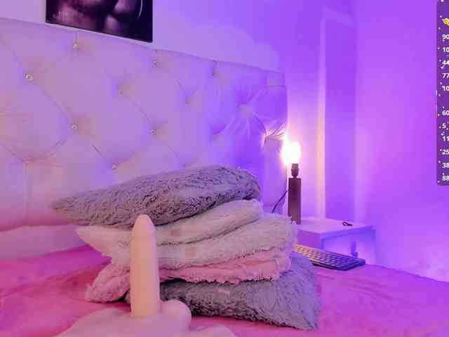 Gisell-Montoy webcam