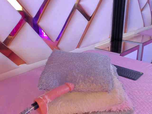 Gisell-Montoy webcam