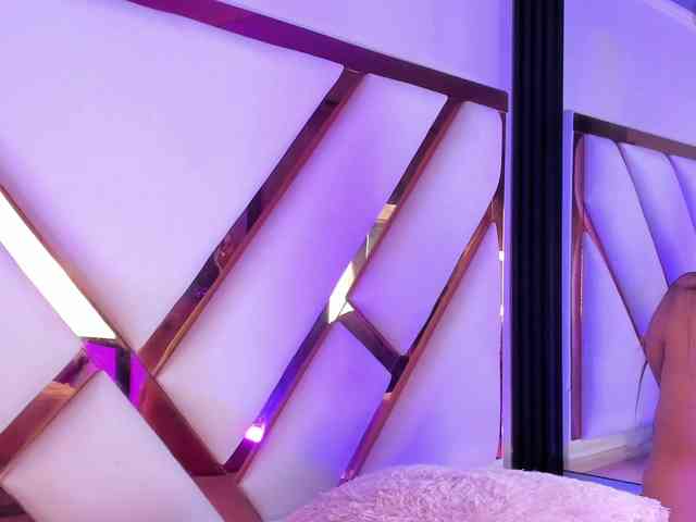 Gisell-Montoy webcam