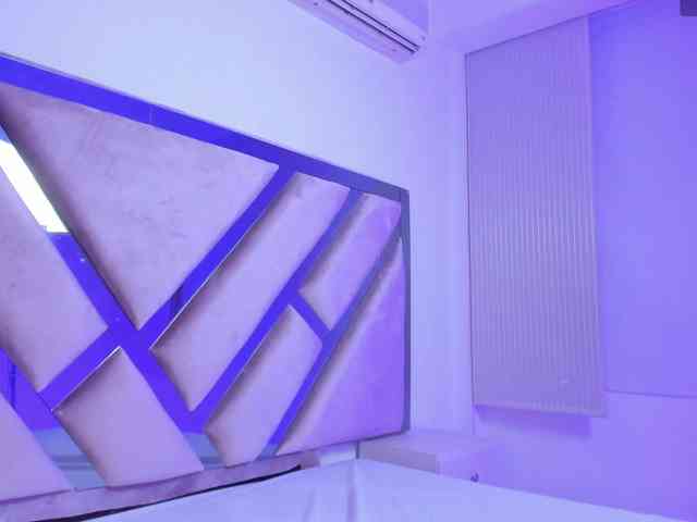 Gisell-Montoy webcam