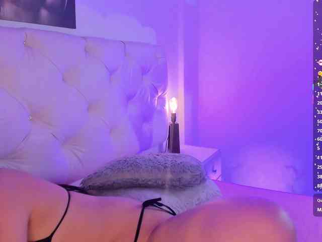 Gisell-Montoy webcam