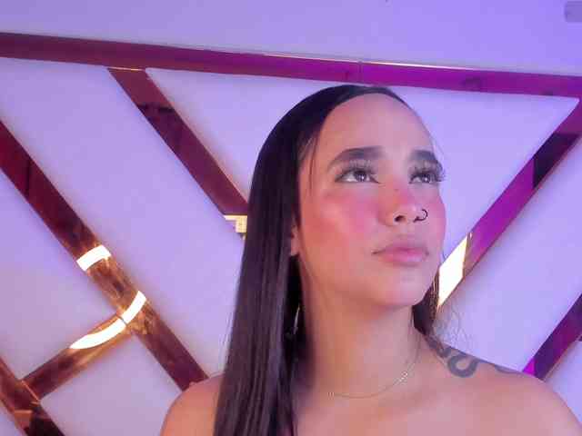 Gisell-Montoy webcam