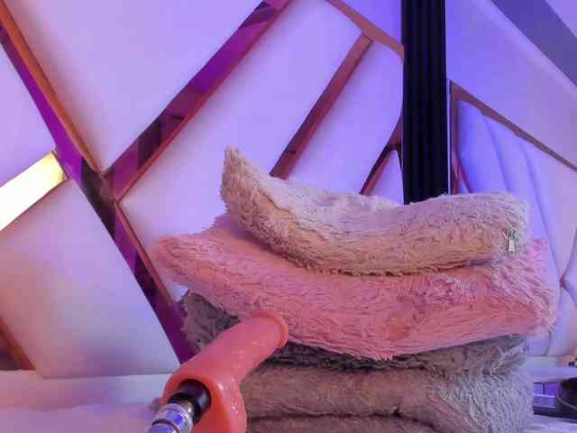 Gisell-Montoy webcam