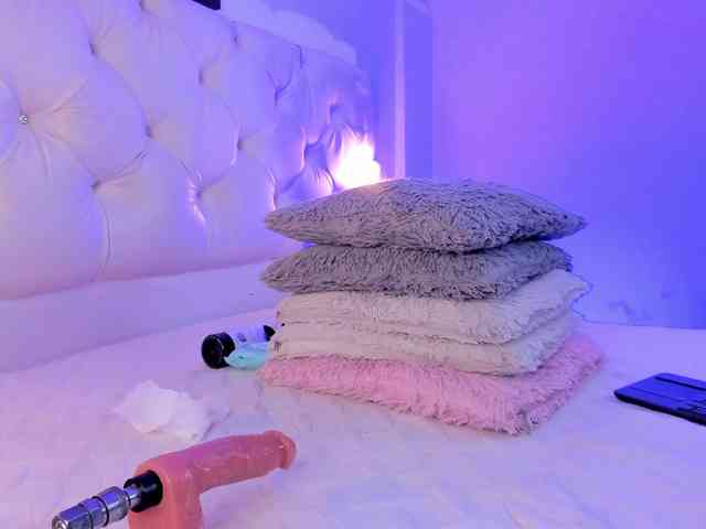 Gisell-Montoy webcam