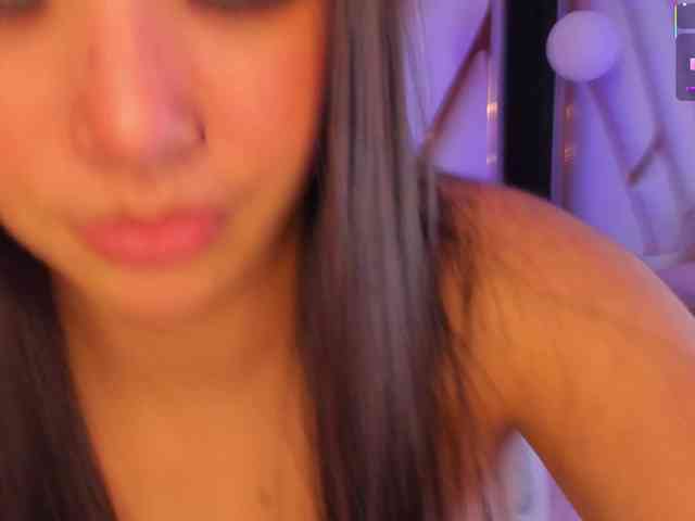 Gisell-Montoy webcam